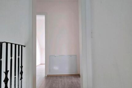 Wohnung Reilingen - 3 Zimmer, 72 m&sup2;, 830&euro; | Angebot:26024510