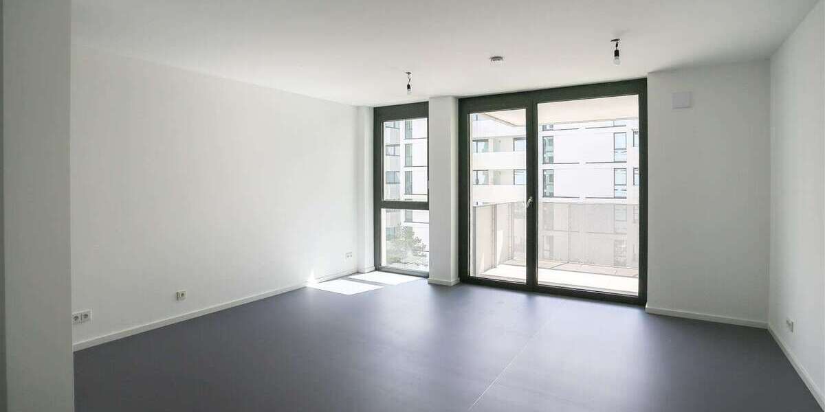 Wohnung zum Mieten in Berlin 2.070 € 89.69 m² 3 zimmer