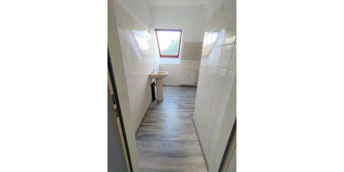 Dachgeschoßwohnung Ruhner Berge - 3 Zimmer, 75 m&sup2;, 600&euro; | Angebot:22694802