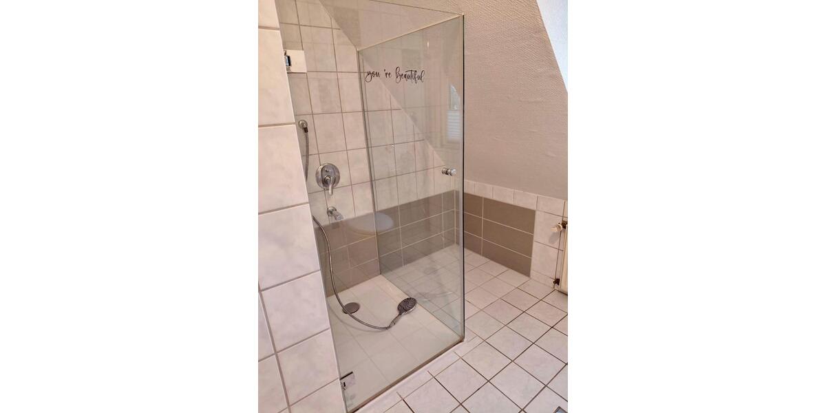 Dachgeschoßwohnung Pronsfeld - 3 Zimmer, 75 m&sup2;, 690&euro; | Angebot:26637089
