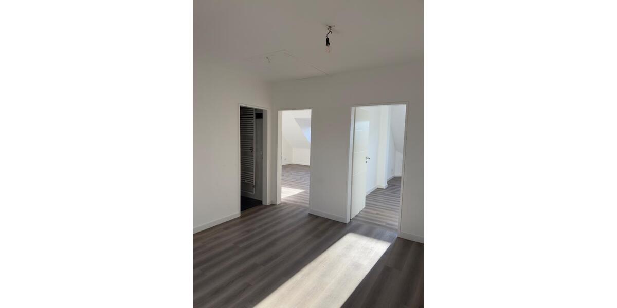 Dachgeschoßwohnung Bad Bramstedt - 3 Zimmer, 80 m&sup2;, 940&euro; | Angebot:24773240