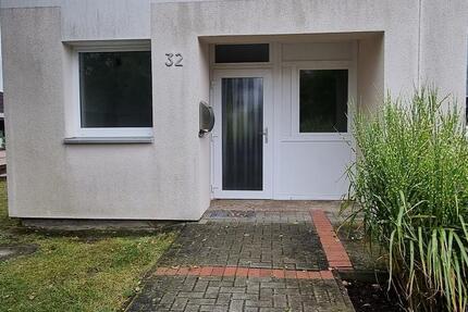 Frisch renovierter Reihenendbungalow mit geräumiger Terrasse ab sofort vermietbar! zimmer