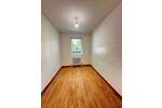**MODERNISIERTE 3 Zimmer ERDGESCHOSS Wohnung MIT BALKON UND NEUEM DUSCHBAD**