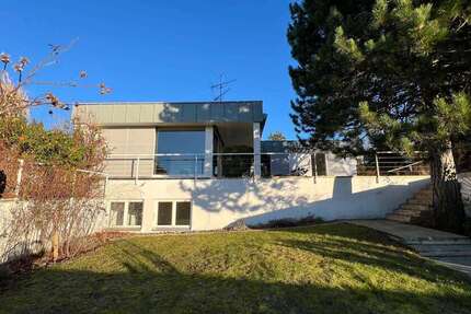 Haus zum Mieten in Berg Kempfenhausen 4.500 € 210 m² 7 zimmer