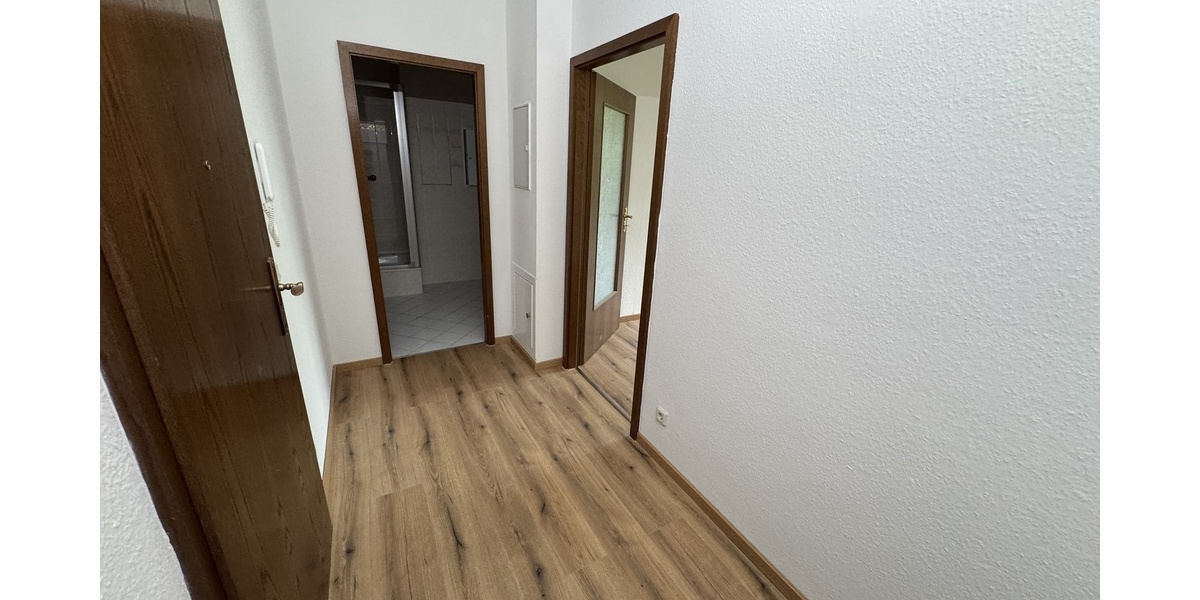 Kleine 1 Raum Wohnung mit Schlafnische und Aufzug in Gera - Etagenwohnung Gera Bieblach-Ost | Angebot:26714339
