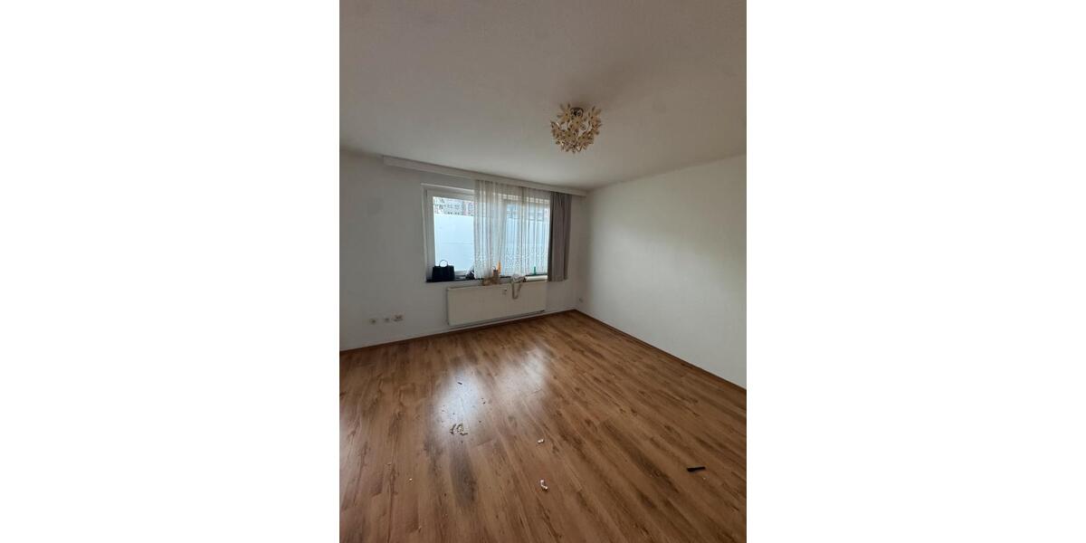 Etagenwohnung Wuppertal - 1 Zimmer, 33 m&sup2;, 420&euro; | Angebot:25217891