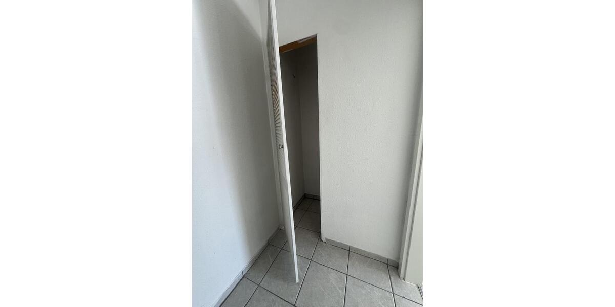 Etagenwohnung Heiligenhaus - 1 Zimmer, 44 m&sup2;, 350&euro; | Angebot:26479419