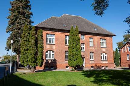 Büro in Neubrandenburg 2.023 € 170 m² zimmer