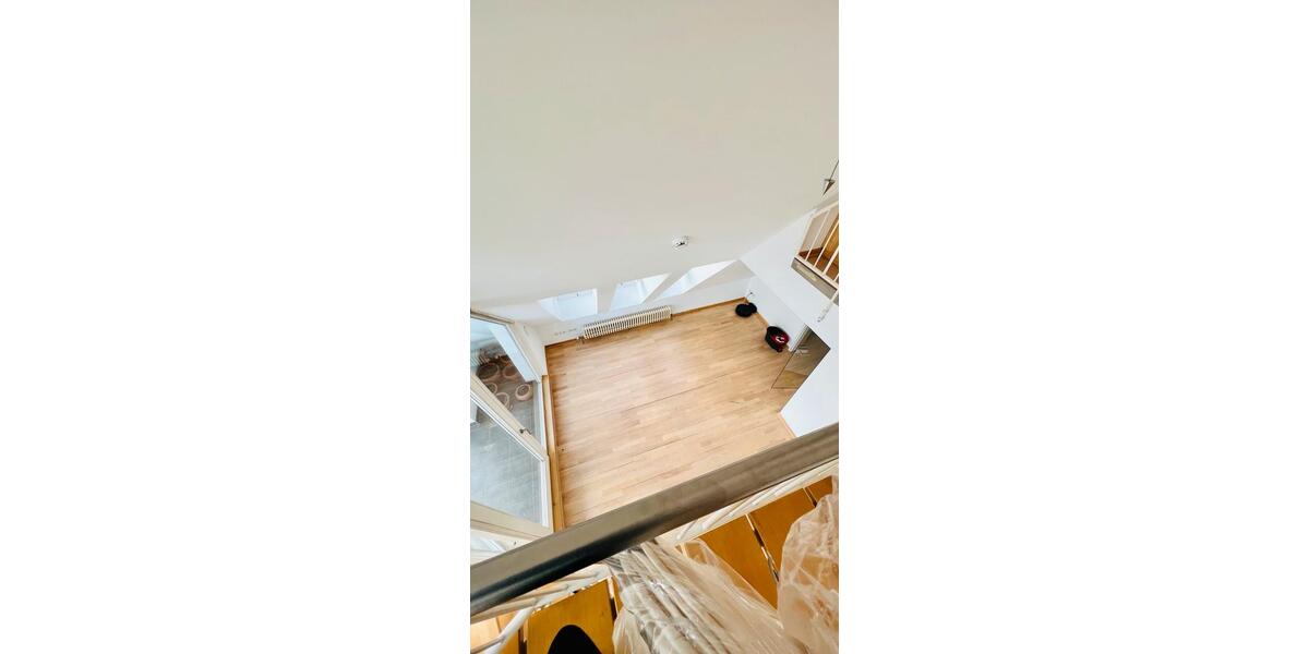 Dachgeschoßwohnung Berlin Charlottenburg-Wilmersdorf - 2.5 Zimmer, 87 m&sup2;, 2.000&euro; | Angebot:26285716