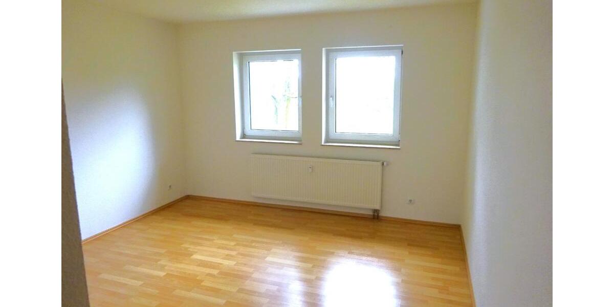 Etagenwohnung Neustadt bei Coburg - 78 Zimmer, 580 m&sup2;, 580&euro; | Angebot:26246920
