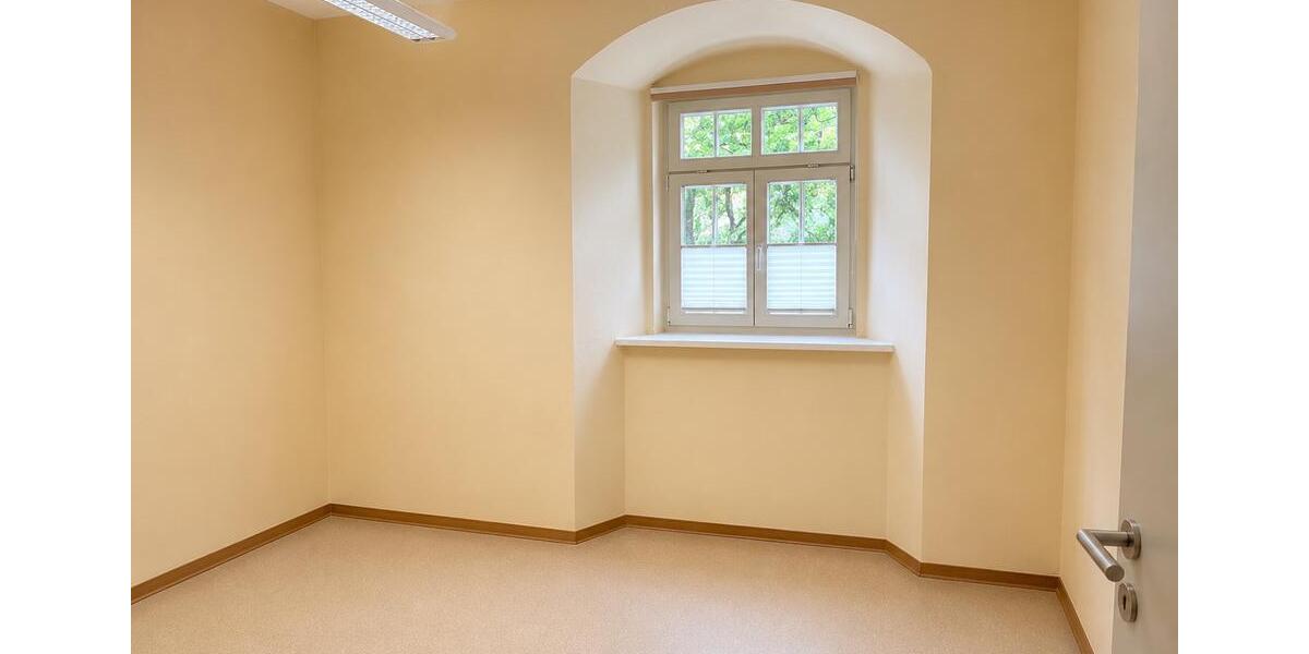 Gewerbeobjekt Bad Langensalza - 1.200&euro; | Angebot:26640223