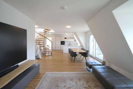 Wohnung Augsburg Bergheim - 4 Zimmer, 158 m&sup2;, 2.900&euro; | Angebot:26844122