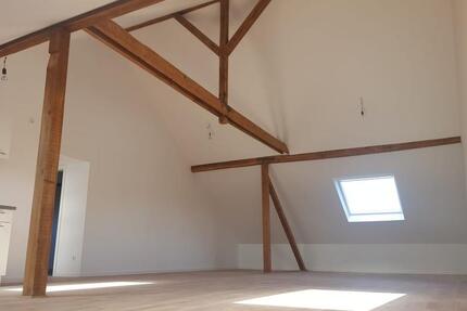 Wohnung Völklingen - 2.5 Zimmer, 104 m&sup2;, 750&euro; | Angebot:26652037