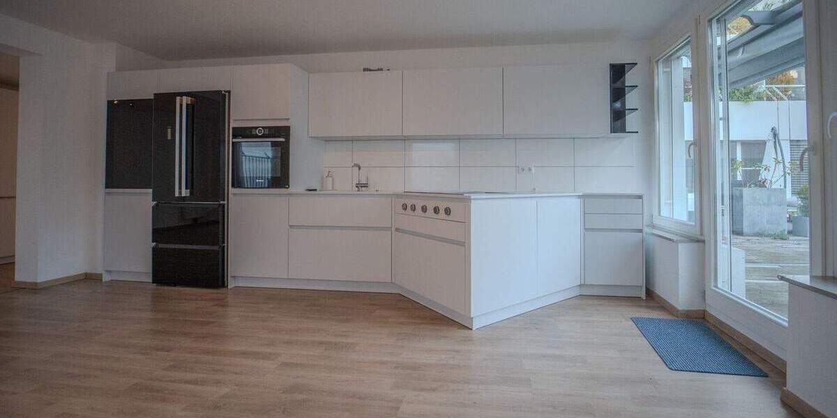 Etagenwohnung Mannheim Quadrate - 3 Zimmer, 128 m&sup2;, 1.700&euro; | Angebot:25668087