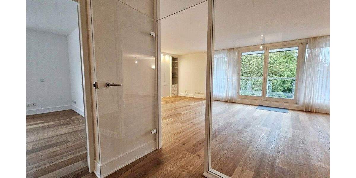 Hochwertige Komfortzone im Herzen von Ohligs mit Aufzug, Einbauküche, Garage 3 zimmer