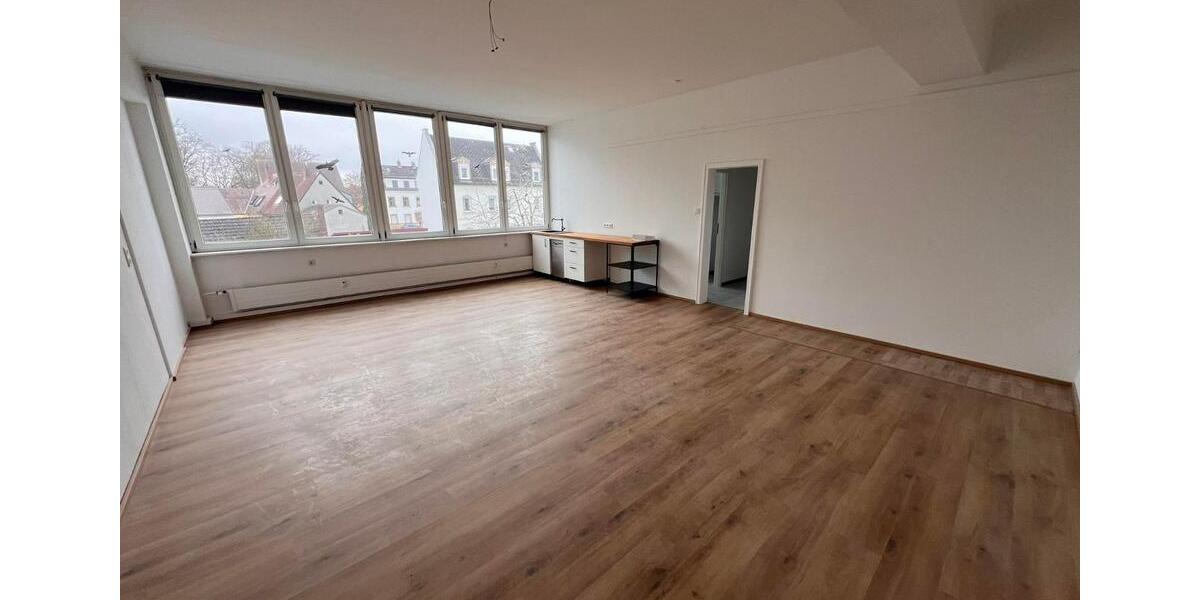 1-Zi.-Loftcharme mit 57 m² in ehemaliger Fabrik v. Sankt Georgen 1 zimmer