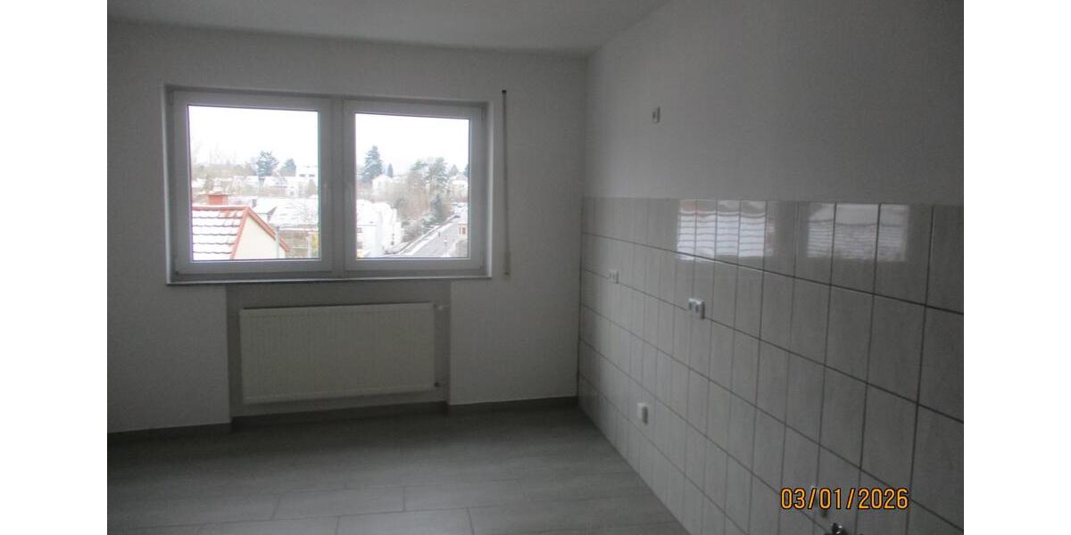 Etagenwohnung Sankt Ingbert - 4 Zimmer, 108 m&sup2;, 1.000&euro; | Angebot:24849552