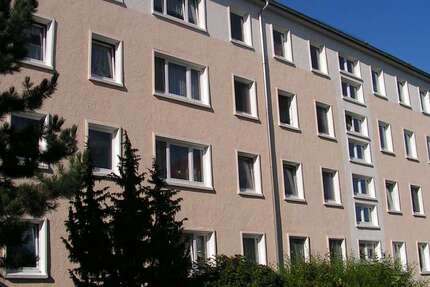 Wohnung zum Mieten in Geratal 432,12 € 66.48 m² 3 zimmer