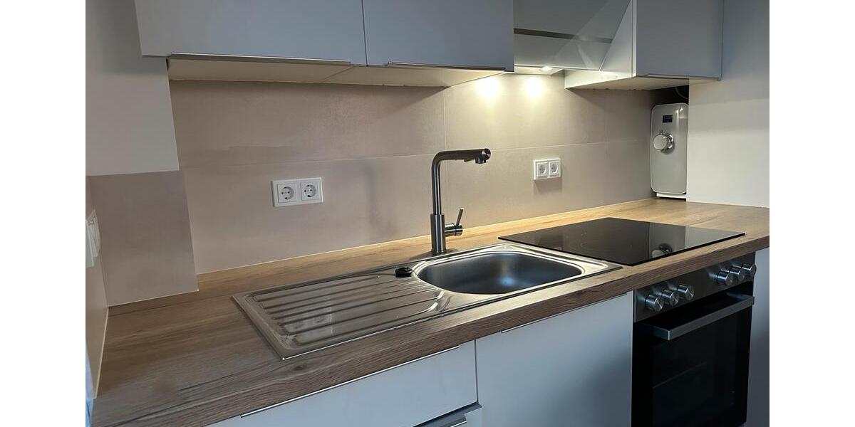 Etagenwohnung Reichshof - 3 Zimmer, 85 m&sup2;, 1.100&euro; | Angebot:24646939