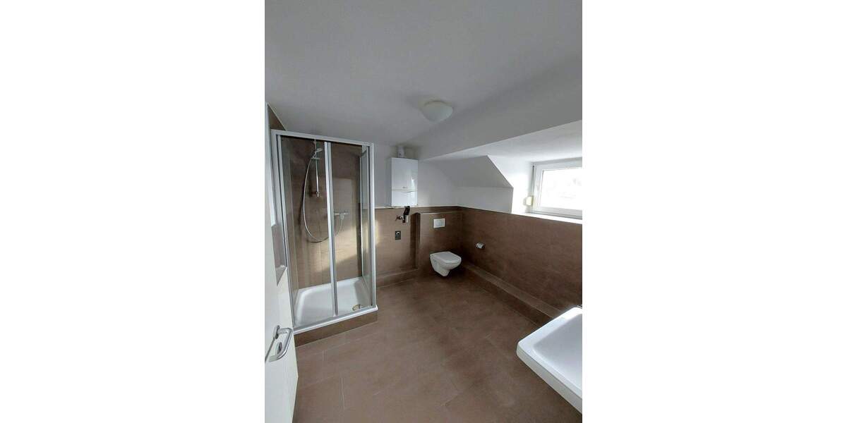 Etagenwohnung Trier Innenstadt - 5 Zimmer, 87 m&sup2;, 990&euro; | Angebot:26712886