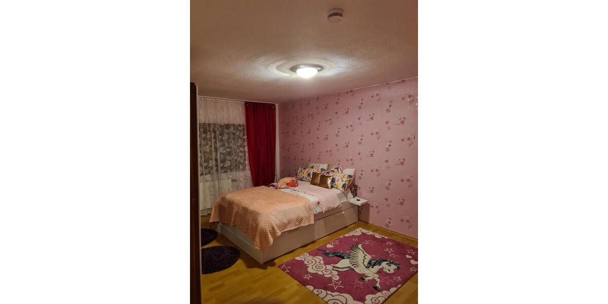 Erdgeschoßwohnung Pforzheim Brötzingen - 4 Zimmer, 90 m&sup2;, 1.300&euro; | Angebot:24840628