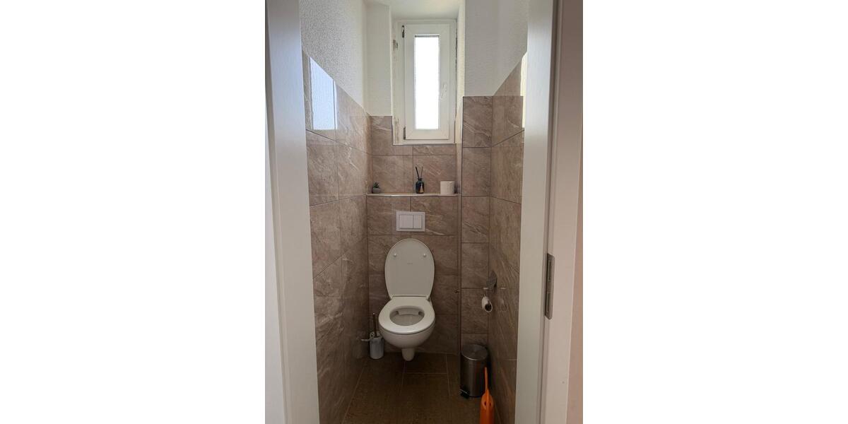 Etagenwohnung Riesa - 5 Zimmer, 120 m&sup2;, 840&euro; | Angebot:25851781
