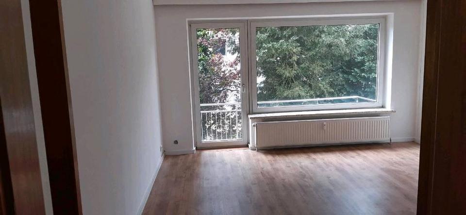 Etagenwohnung Wahlstedt - 3 Zimmer, 83 m&sup2;, 1.100&euro; | Angebot:26613992