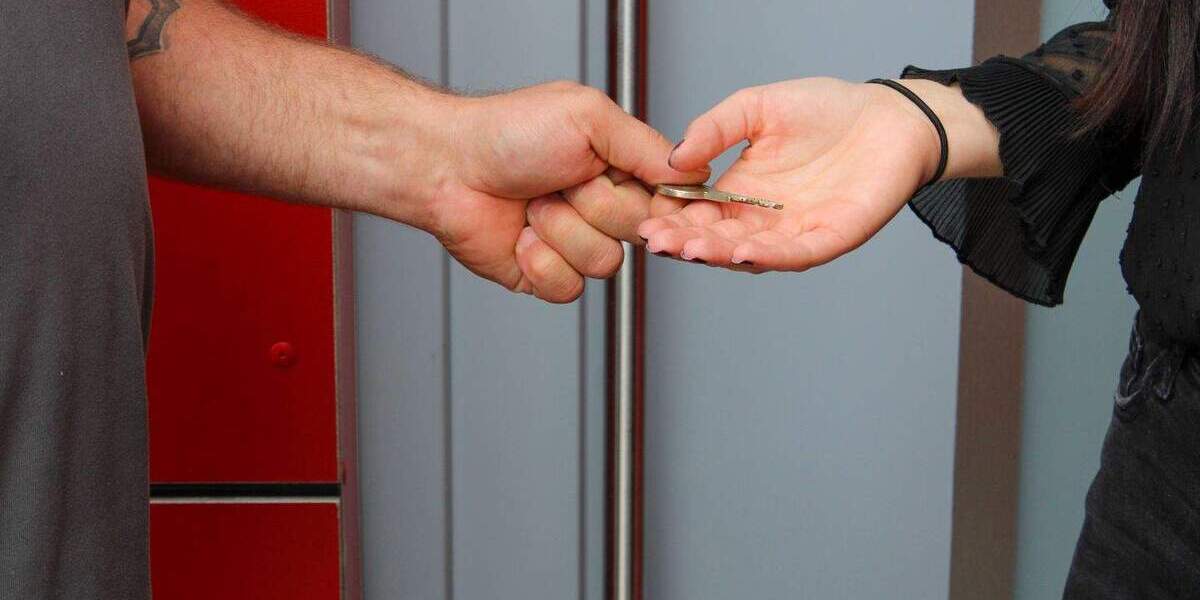 Geräumige Mietwohnung in Pfreimd mit Badewanne und Garage, frei ab 01.04.26 2 zimmer