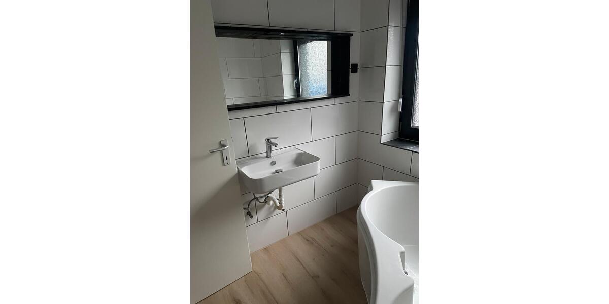 Wohnen auf Zeit Oberhausen Rothebusch - 4.5 Zimmer, 96 m&sup2;, 1.200&euro; | Angebot:25237626