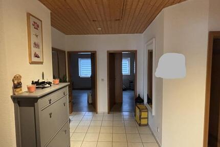 Wohnung Hargesheim - 3 Zimmer, 90 m&sup2;, 950&euro; | Angebot:24651704