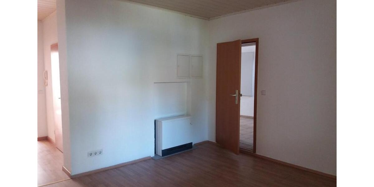 Erdgeschoßwohnung Zittau - 2 Zimmer, 47 m&sup2;, 305&euro; | Angebot:21382300