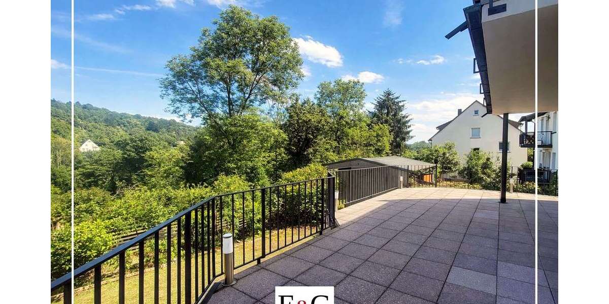 Etagenwohnung Esslingen Oberesslingen - 4.5 Zimmer, 148 m&sup2;, 1.950&euro; | Angebot:25201580