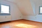 3-Zimmer DG Wohnung zimmer