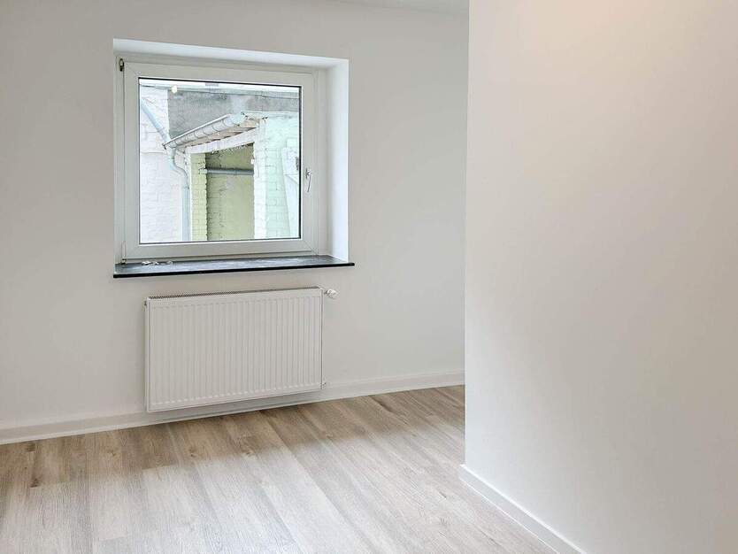 Modernisierte Wohnung in zentraler Lage mit Einbauküche 1 zimmer