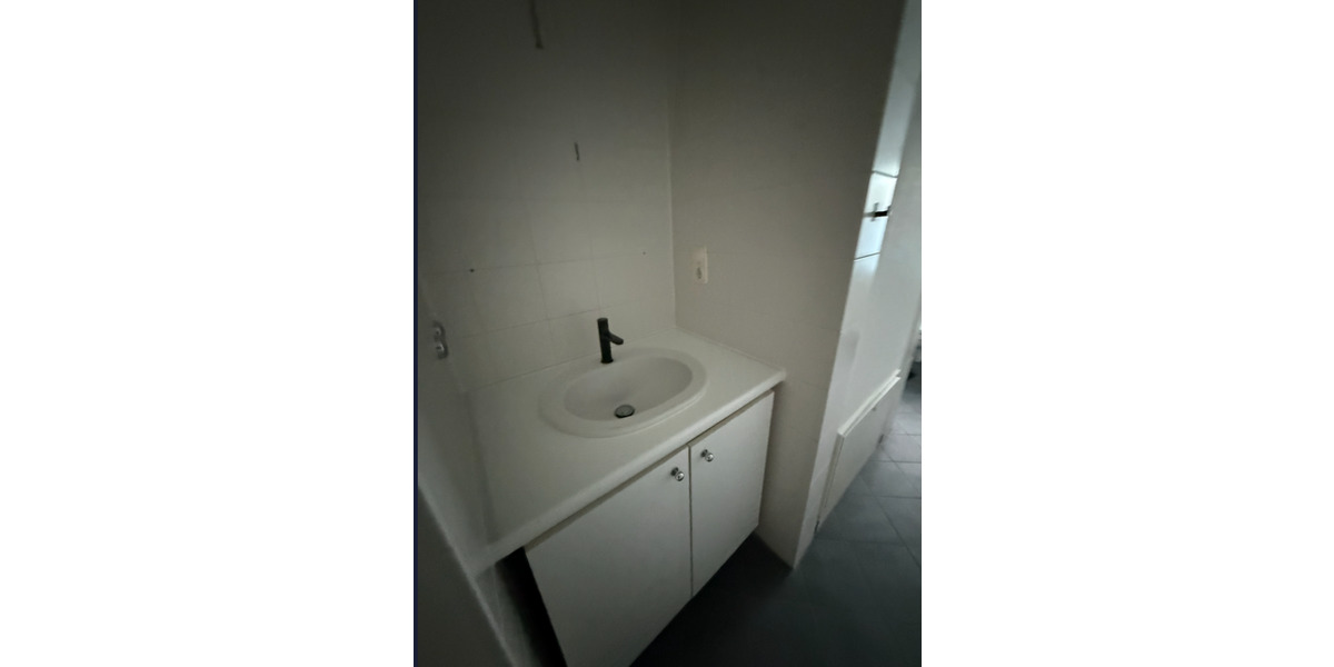 Etagenwohnung Hofheim am Taunus - 3 Zimmer, 120 m&sup2;, 1.200&euro; | Angebot:25544452