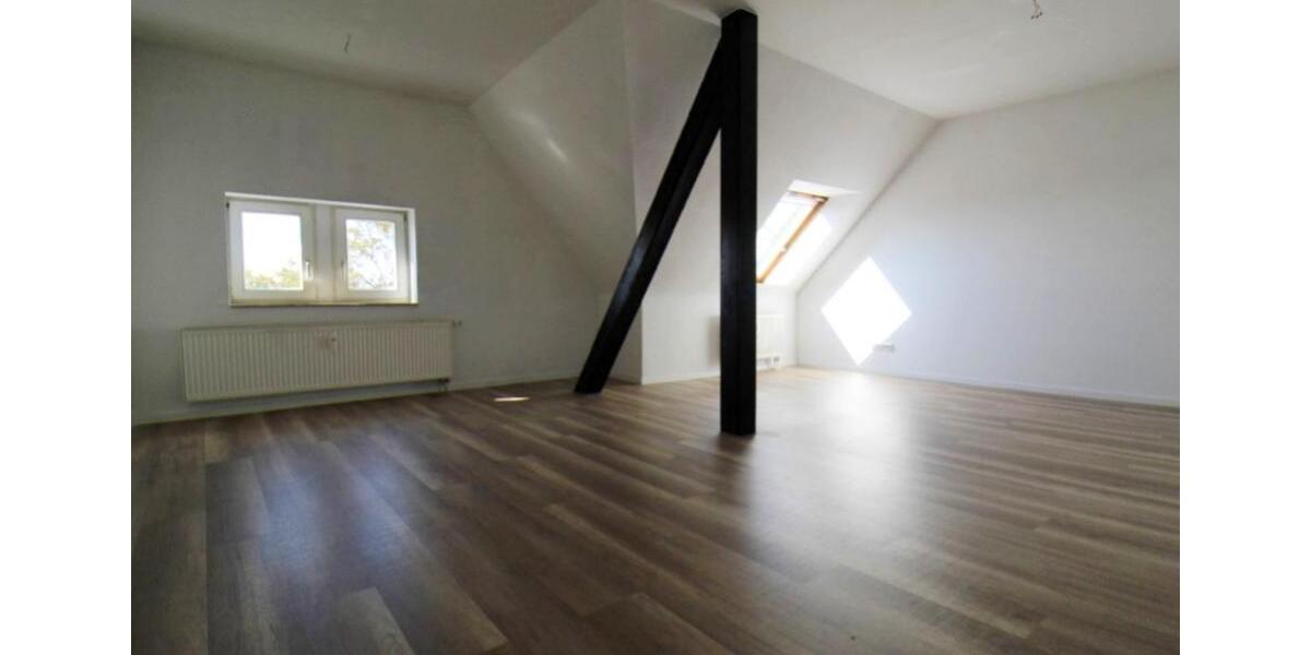 Etagenwohnung Burgstädt - 3 Zimmer, 79 m&sup2;, 490&euro; | Angebot:26384055