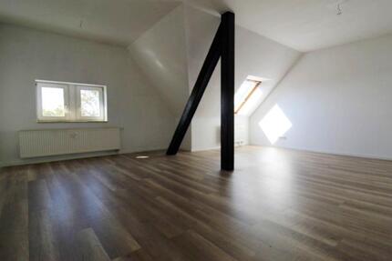 Wohnung Burgstädt - 3 Zimmer, 79 m&sup2;, 490&euro; | Angebot:26384055