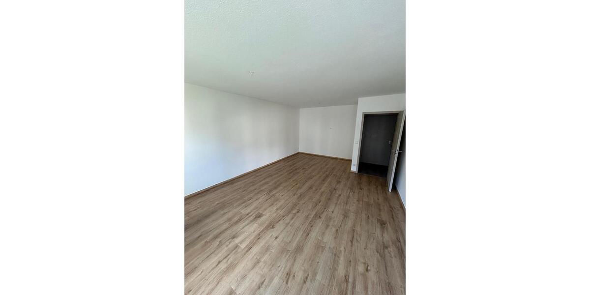 Dachgeschoßwohnung Hartmannsdorf - 2 Zimmer, 58 m&sup2;, 380&euro; | Angebot:26662901