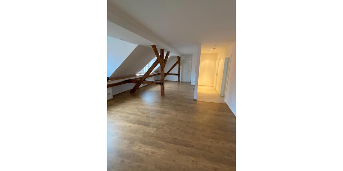 Dachgeschoßwohnung Dessau-Roßlau Brambach - 4 Zimmer, 115 m&sup2;, 690&euro; | Angebot:26587489