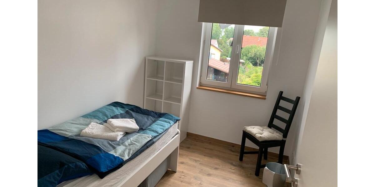 Wohnen auf Zeit Simbach - 5 Zimmer, 110 m&sup2;, 400&euro; | Angebot:25368240