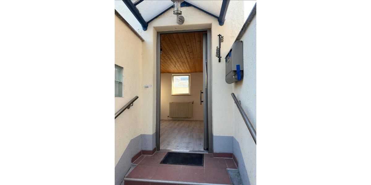 Maisonettenwohnung Schorndorf - 3 Zimmer, 68 m&sup2;, 850&euro; | Angebot:25842336