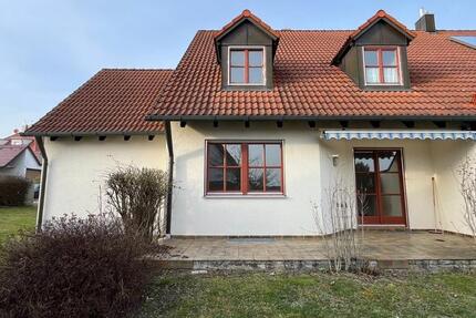 Haus Röhrmoos - 5 Zimmer, 150 m&sup2;, 2.100&euro; | Angebot:25936917