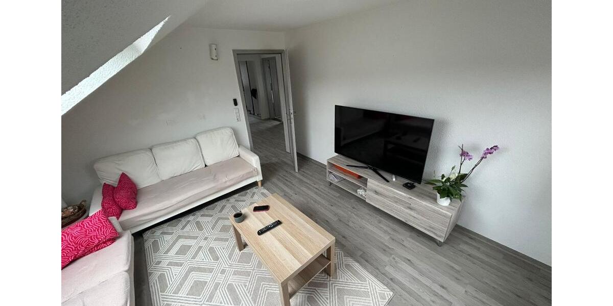 Dachgeschoßwohnung Gingen an der Fils - 3 Zimmer, 58 m&sup2;, 770&euro; | Angebot:25887904