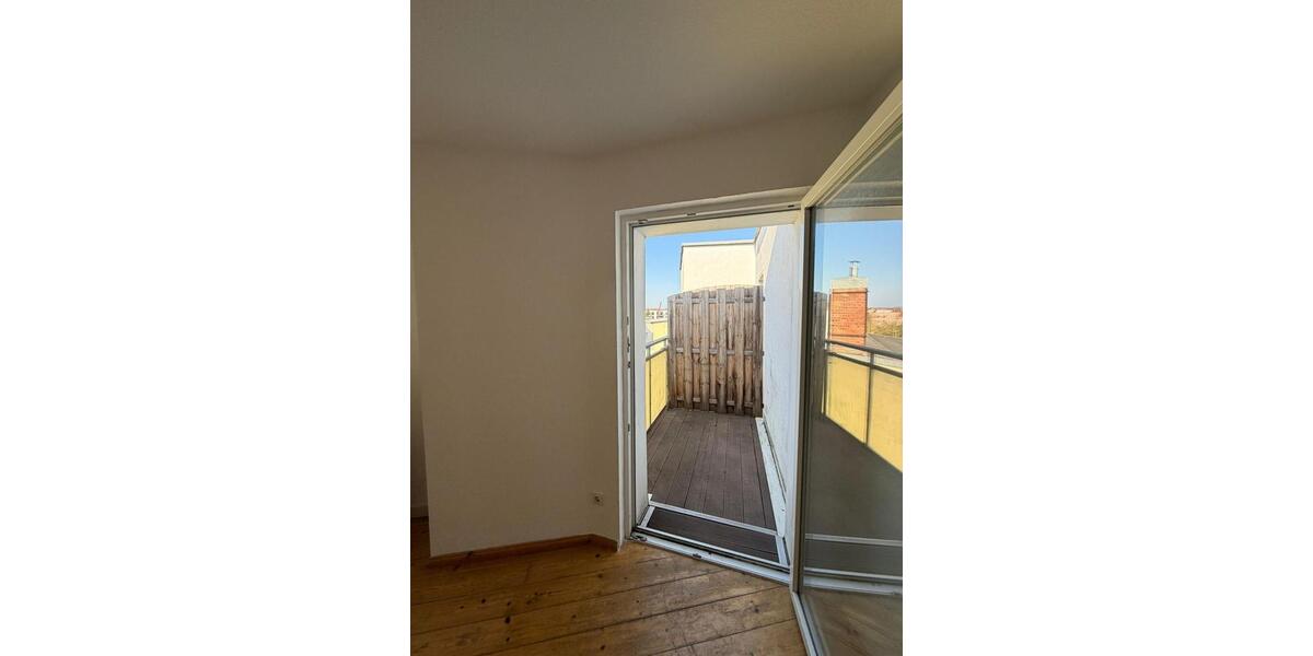 Dachgeschoßwohnung Brandenburg an der Havel Bahnhofsvorstadt - 3 Zimmer, 74 m&sup2;, 770&euro; | Angebot:26296461