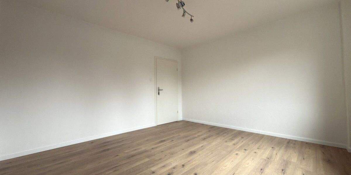 Etagenwohnung Oberhausen Sterkrade-Mitte - 3 Zimmer, 69 m&sup2;, 590&euro; | Angebot:25748242