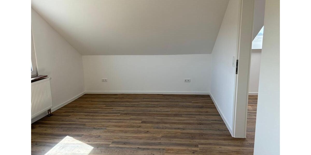 Etagenwohnung Eichenzell - 4 Zimmer, 75 m&sup2;, 1.000&euro; | Angebot:26050749