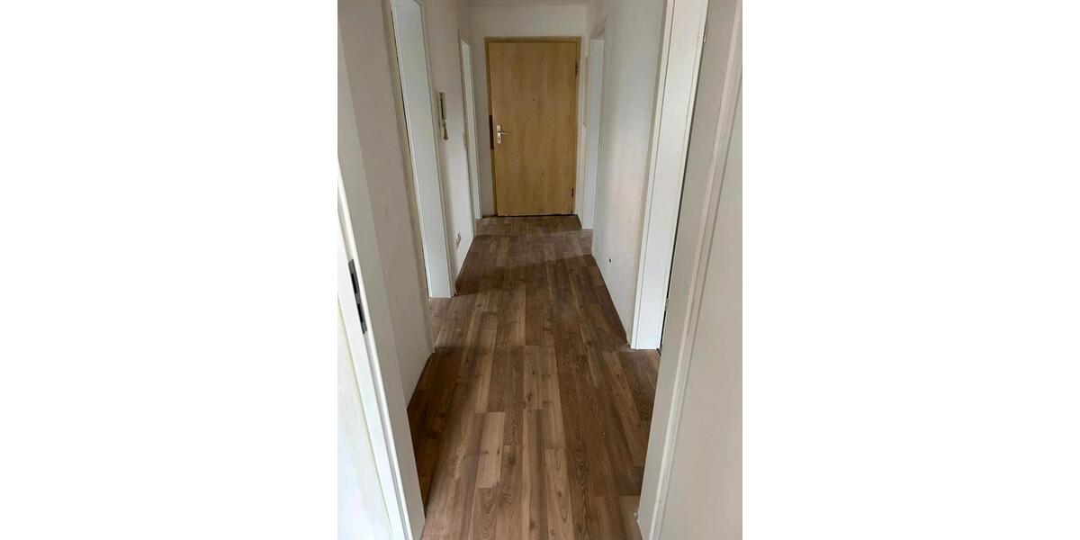 Dachgeschoßwohnung Altensteig - 3 Zimmer, 55 m&sup2;, 650&euro; | Angebot:25309736