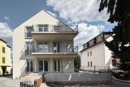 Wohnung Offenbach am Main Bieberer Berg - 3 Zimmer, 117 m&sup2;, 1.872&euro; | Angebot:23882148