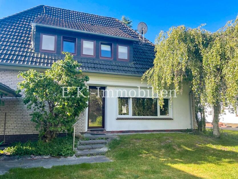 Erdgeschoßwohnung in ruhiger Lage mit großem Garten
