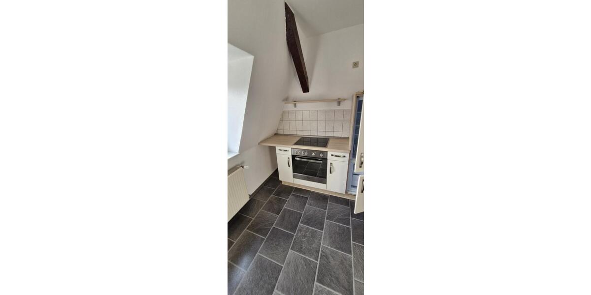 Etagenwohnung Blankenburg (Harz) - 2 Zimmer, 64 m&sup2;, 350&euro; | Angebot:24672950